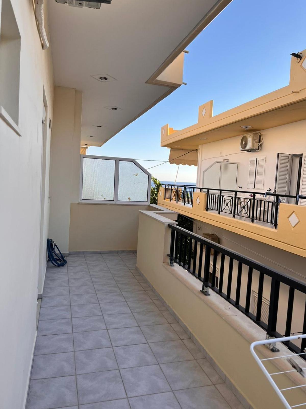 Eirini Apts On The Apartment Psari Forada